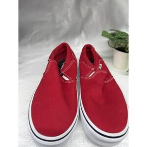 Vans Classic Slip-On Men's Size 10 Red Canvas Skate Sneakers Shoes Low Top NWOT